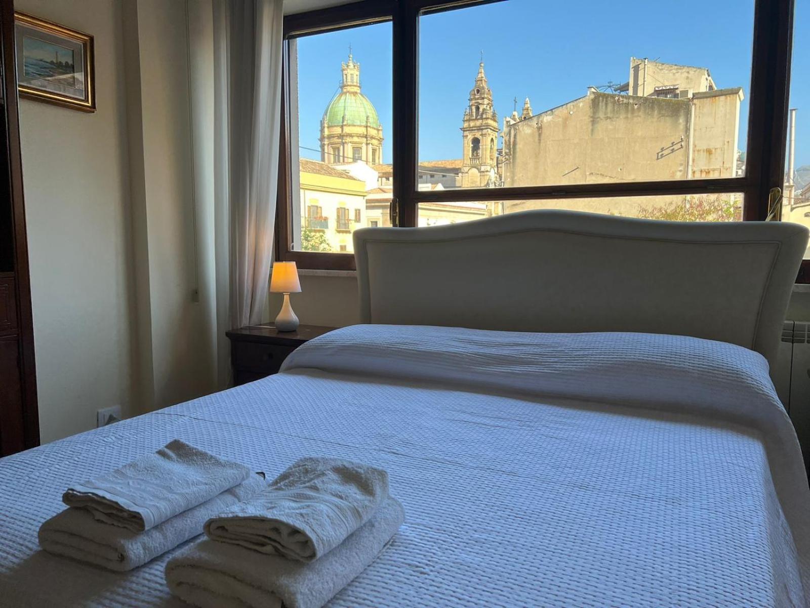 Cavoursuite Palerme Extérieur photo